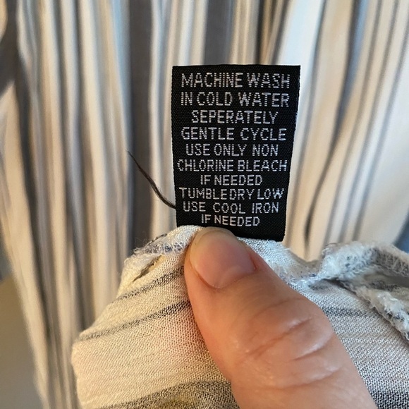 FRAZZLE woman's dress, or coverup, XXL gray and white - Picture 7 of 8